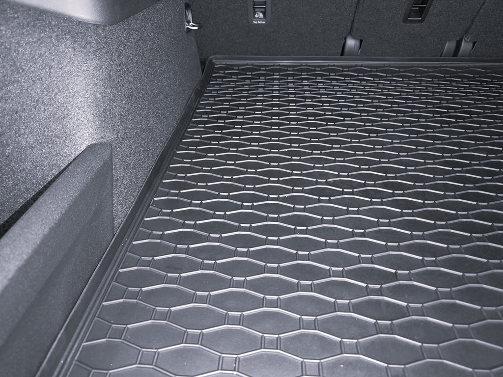 Kofferbakmat voor Skoda Kodiaq (ook MHEV/PHEV) (vanaf 2024), en Volkswagen Tayron (ook MHEV/PHEV) (vanaf 2025) - Rubber