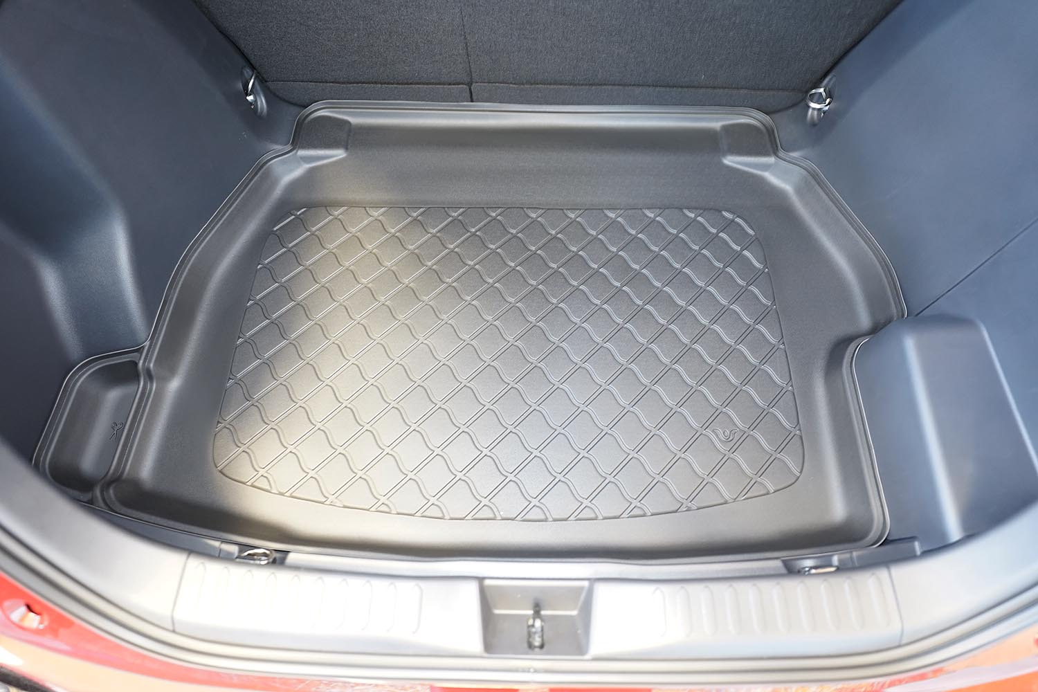 Guardliner kofferbakmat voor Toyota C-HR (AX20) 2.0 Dynamic Force hybride 4x4 (vanaf 2024) - TPE-Rubber