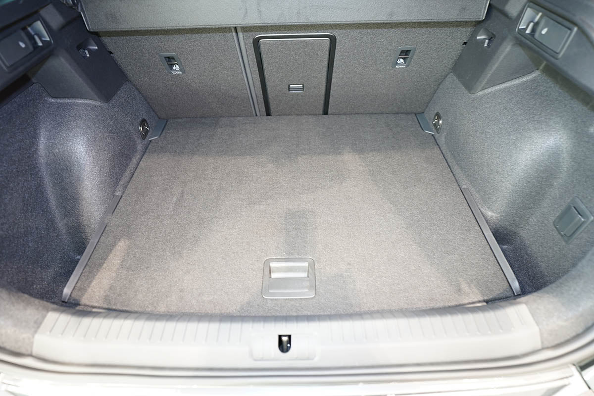 Guardliner kofferbakmat voor Cupra Formentor (ook PHEV) (vanaf 09.2020), Hoge laadvloer - TPE-Rubber